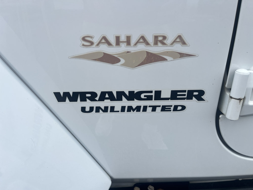 Used 2012 Jeep Wrangler Unlimited Sahara w/ Connectivity Group AWD/4WD image 34