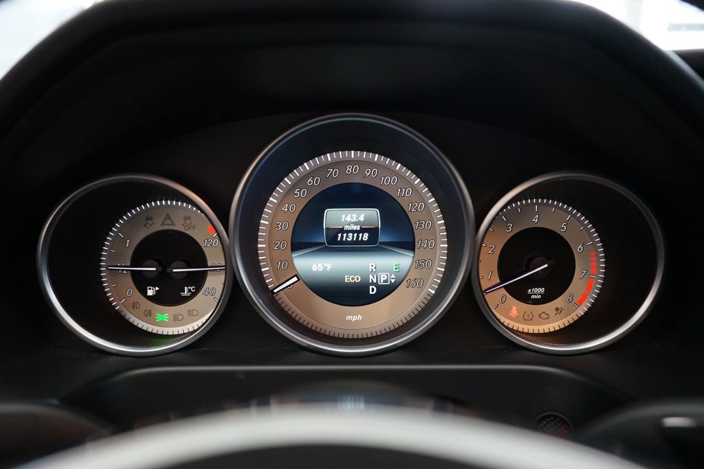 Used 2014 Mercedes-Benz E 350 4MATIC Sedan image 34