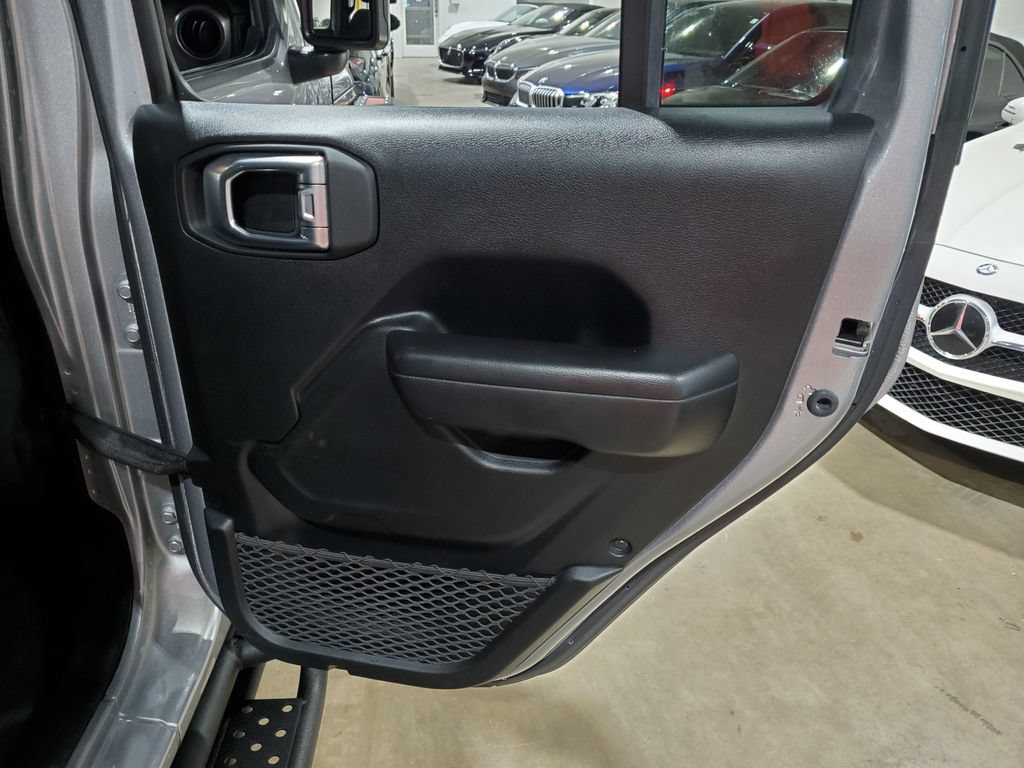 Used 2021 Jeep Wrangler Unlimited Sport AWD/4WD image 23