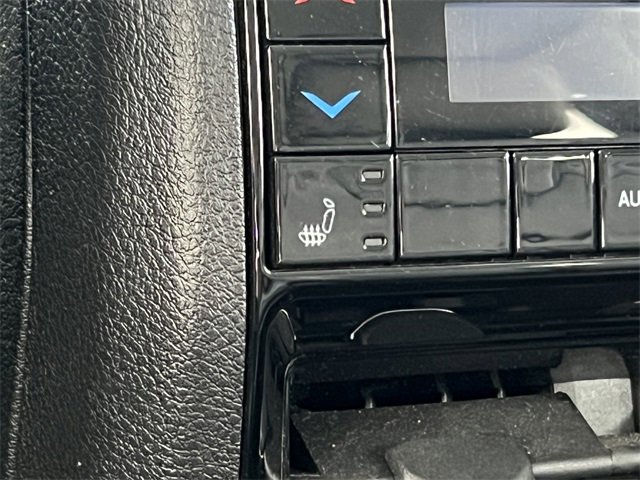 Used 2021 Jeep Grand Cherokee L Limited w/ Luxury Tech Group II image 41