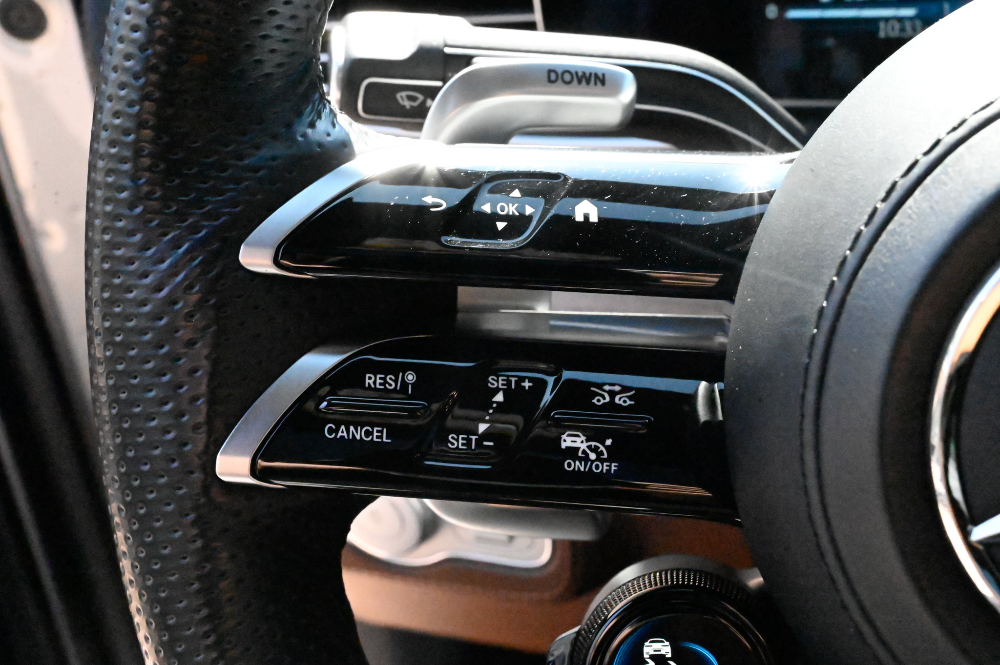 Used 2024 Mercedes-Benz GLS 63 AMG 4MATIC image 24