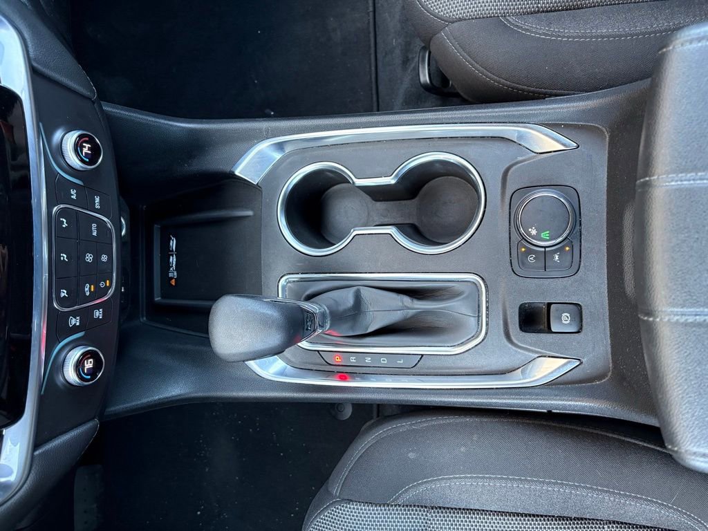 Used 2022 Chevrolet Traverse LT FWD image 32