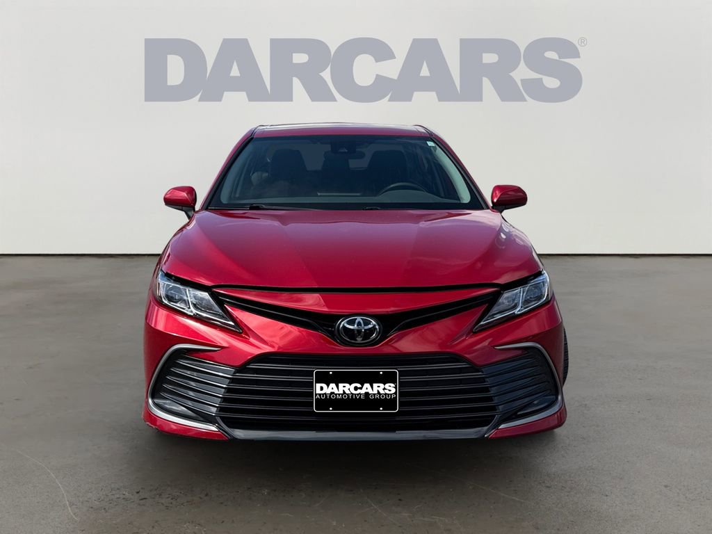 Used 2024 Toyota Camry LE image 2
