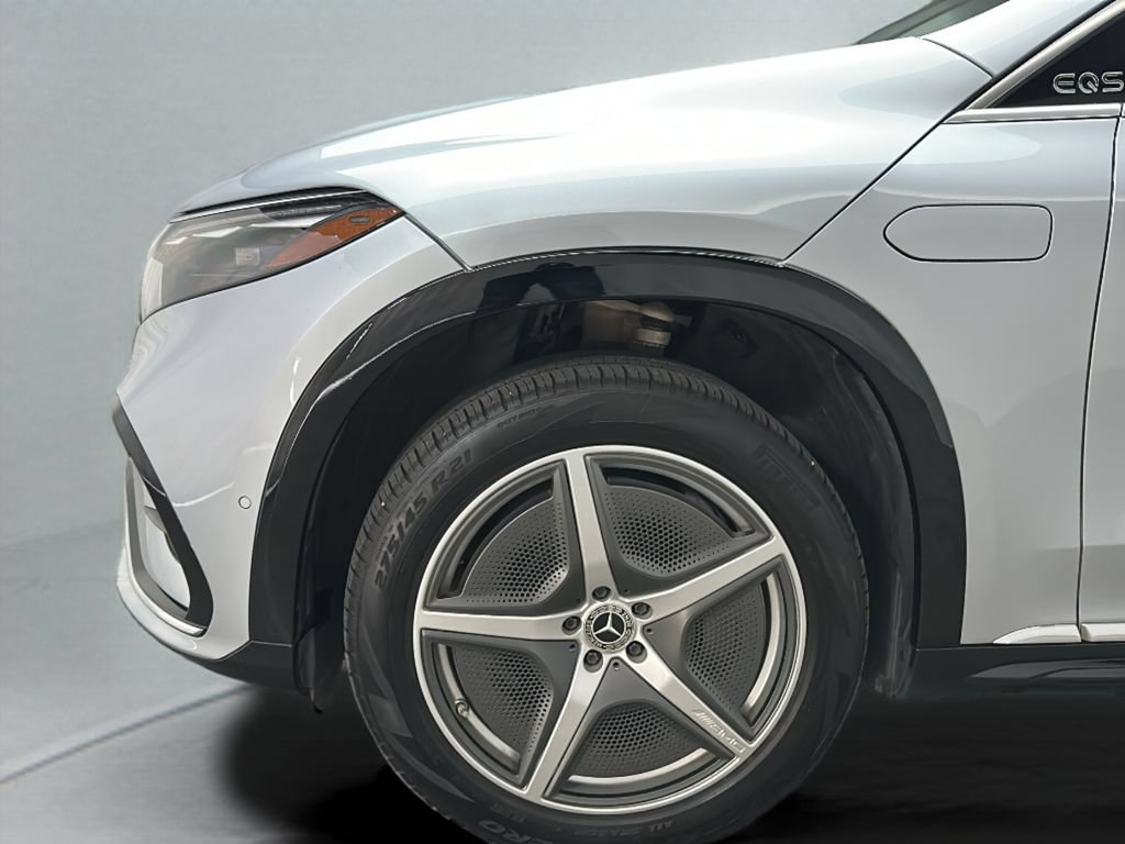 Used 2023 Mercedes-Benz EQS 580 4MATIC SUV image 9