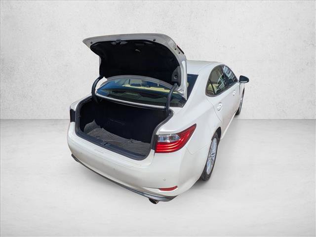Used 2013 Lexus ES 350 w/ Luxury Pkg FWD image 25