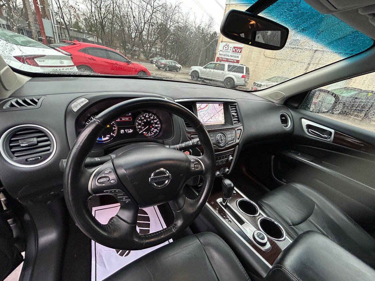 Used 2014 Nissan Pathfinder Platinum w/ Platinum Premium Package image 5