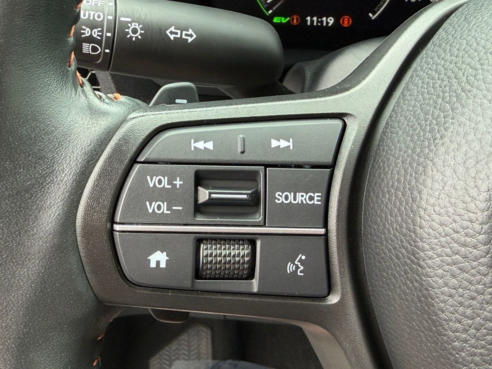 Used 2024 Honda CR-V Sport image 18