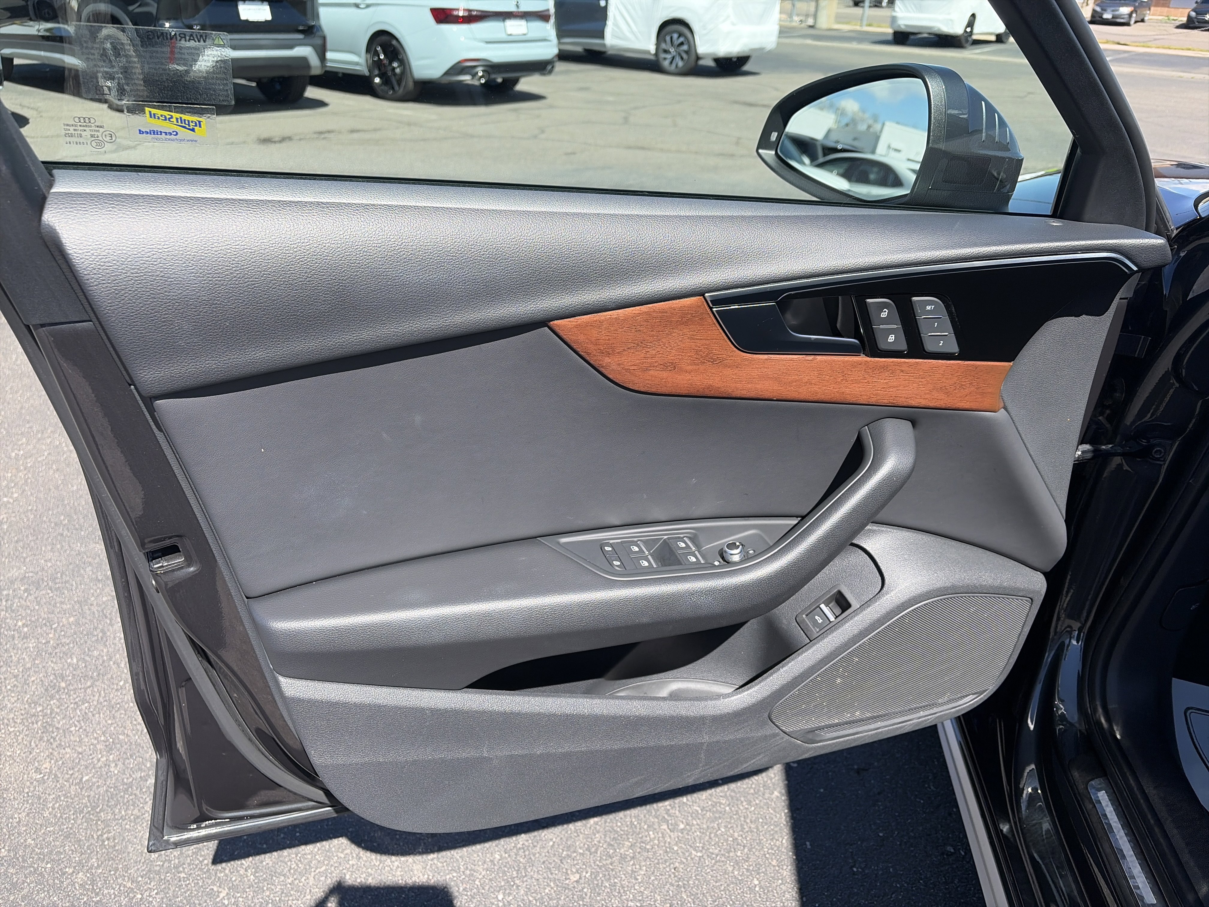 Used 2022 Audi A4 2.0T allroad Premium w/ Convenience Package image 17