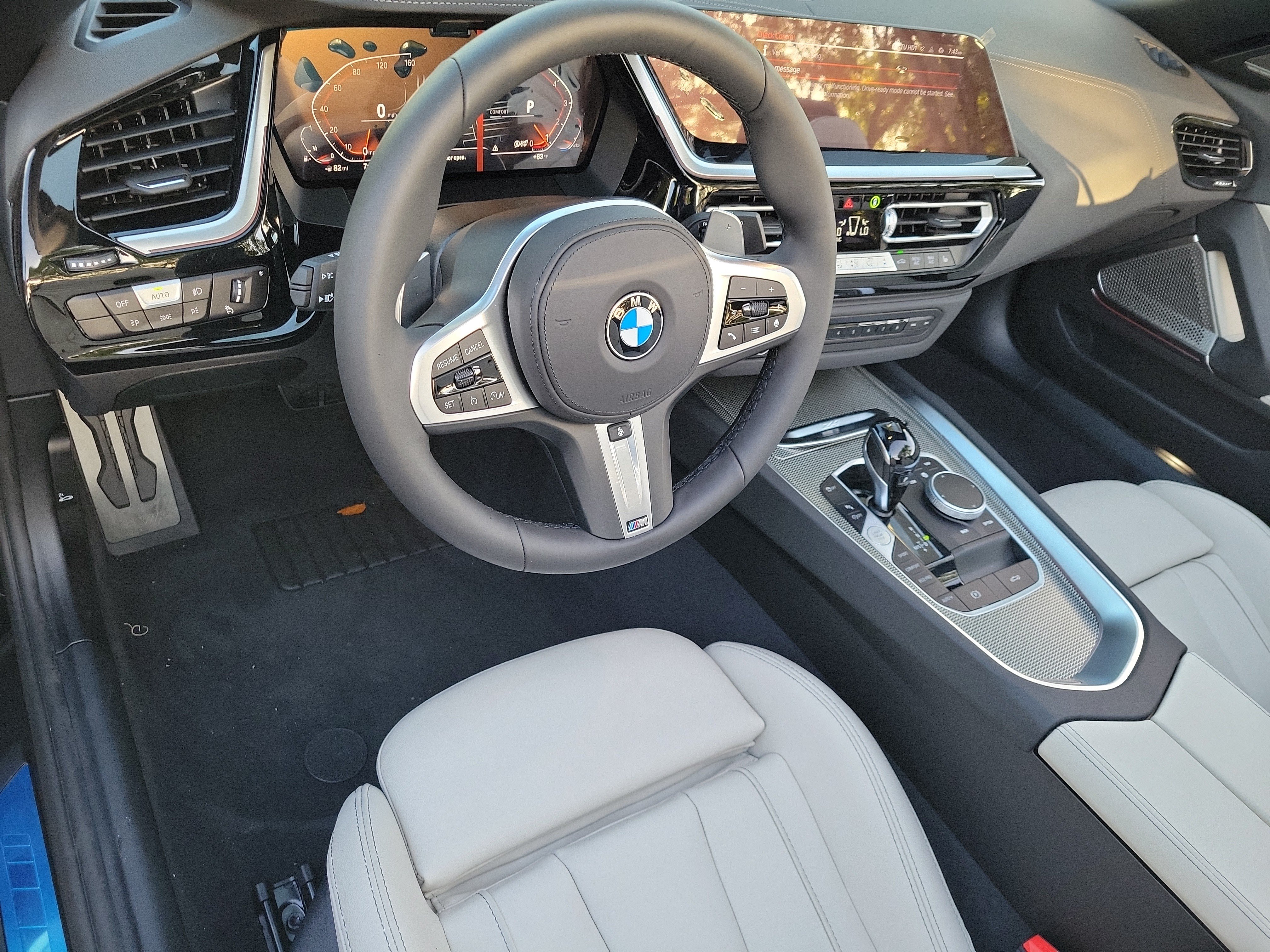 New 2026 BMW Z4 sDrive30i w/ Shadowloine Package RWD image 15