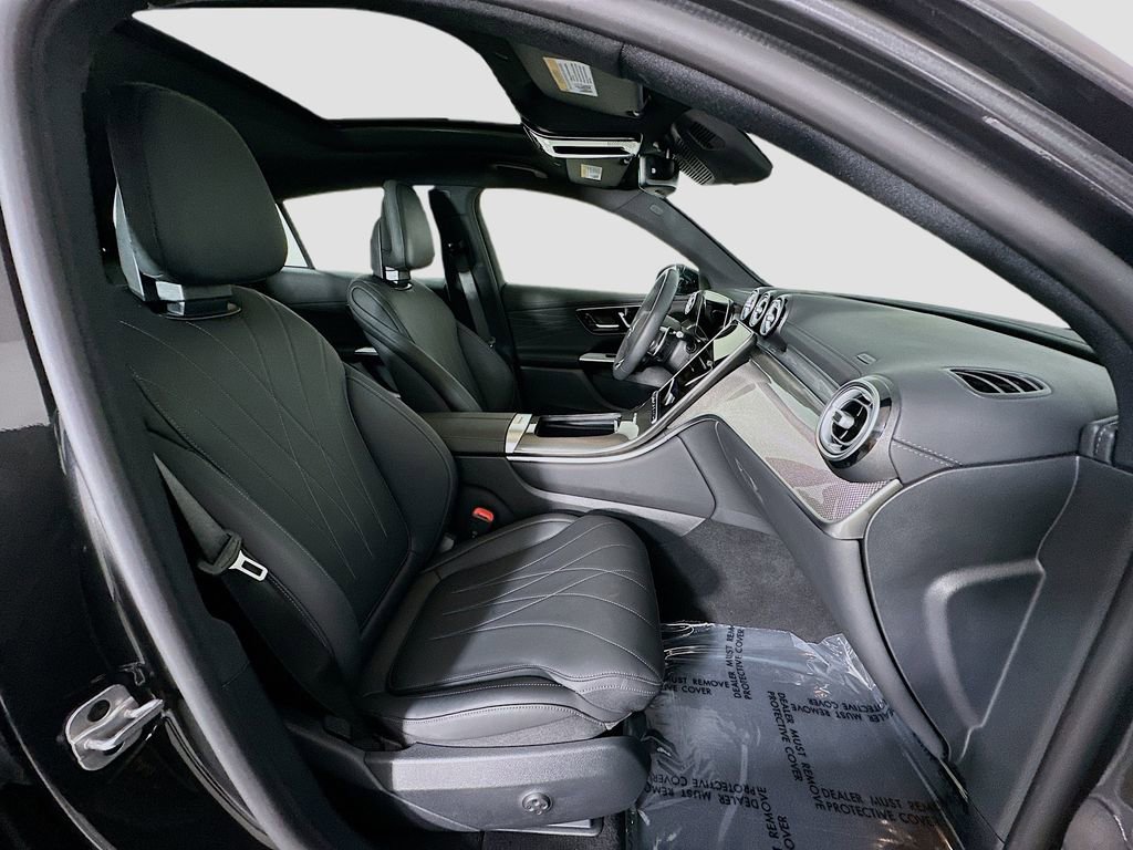 Used 2025 Mercedes-Benz GLC 63 AMG S image 31