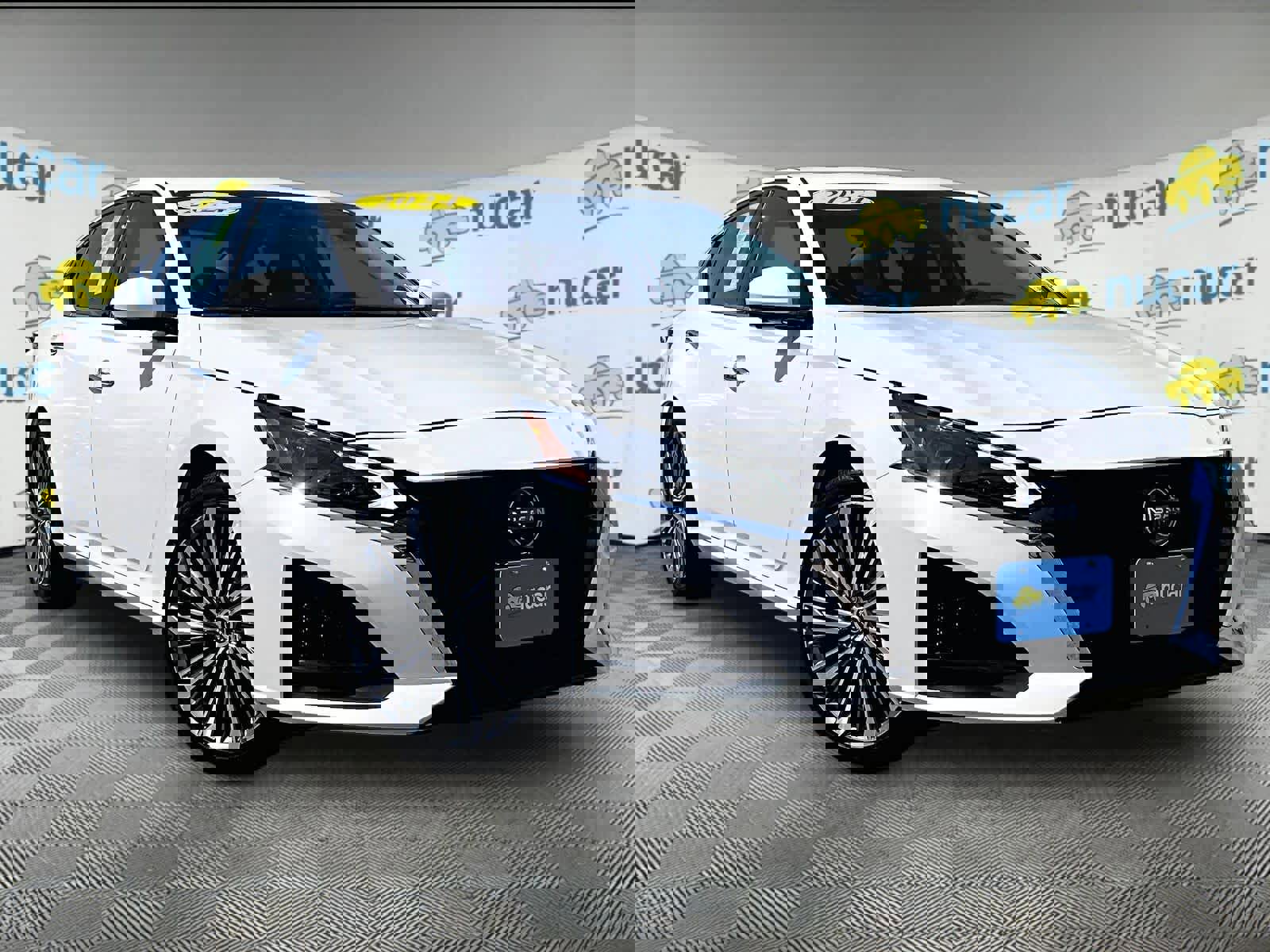 Used 2024 Nissan Altima 2.5 SL image 1