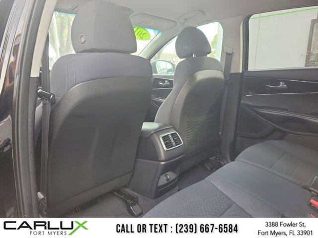 Used 2018 Kia Sorento L image 14