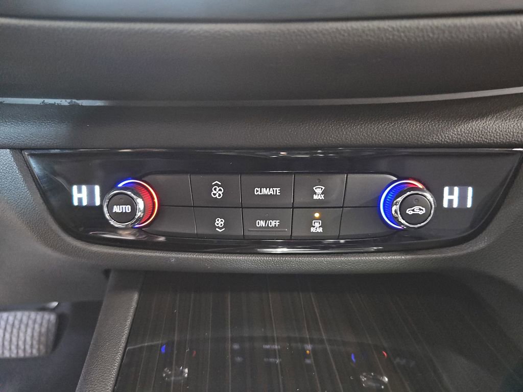 Used 2018 Buick Regal Preferred w/ Driver Confidence Package #1 image 20