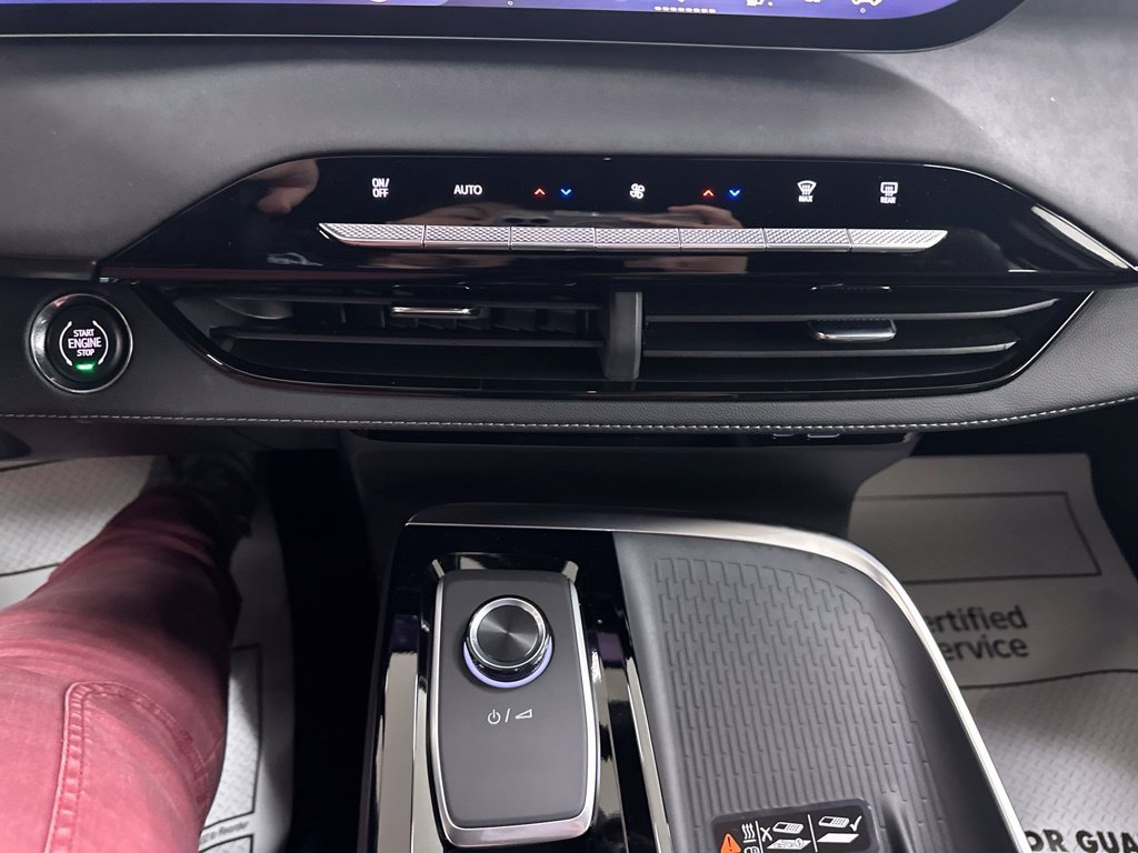 New 2027 Buick Enclave Sport Touring w/ Power Package AWD/4WD image 47