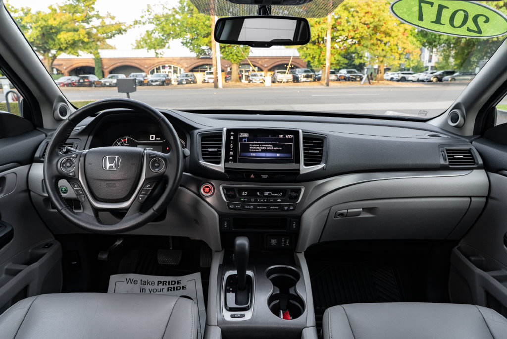 Used 2017 Honda Pilot EX-L image 10