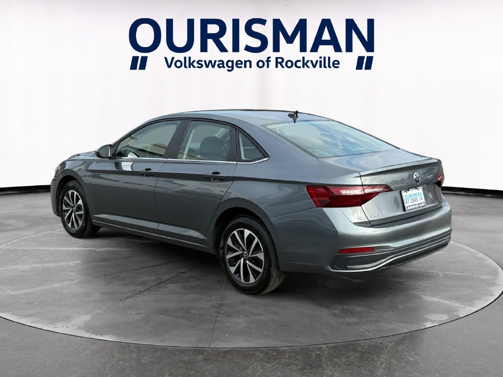 Used 2024 Volkswagen Jetta S FWD image 4