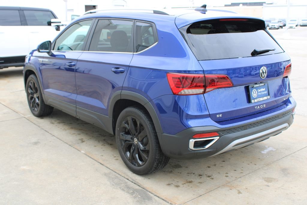Certified 2023 Volkswagen Taos SE w/ Panoramic Sunroof Package image 4
