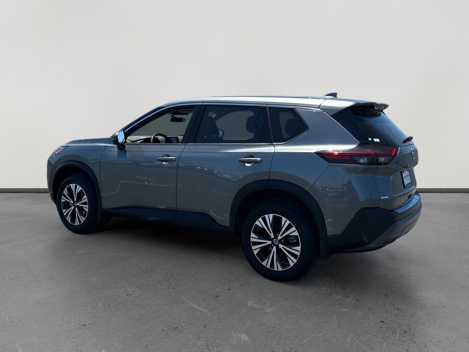 Used 2021 Nissan Rogue SV AWD/4WD image 3