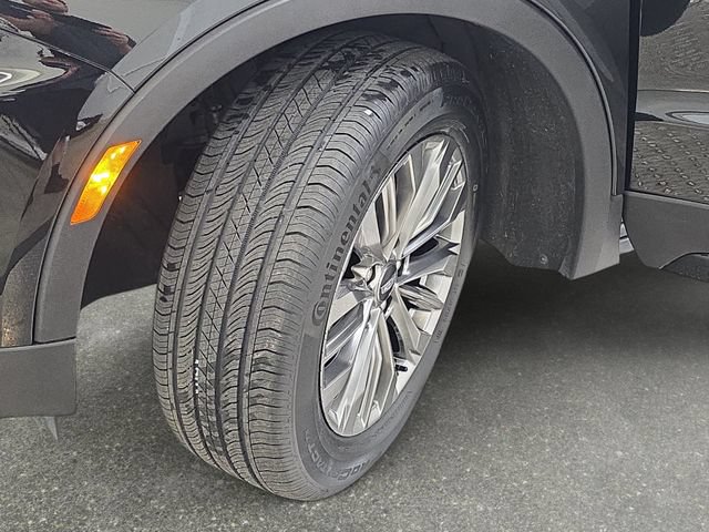 Certified 2025 Cadillac XT4 Premium Luxury AWD/4WD image 28