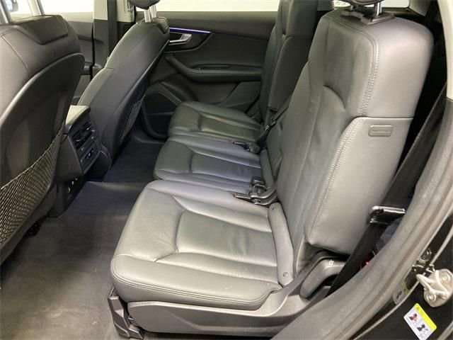 Used 2024 Audi Q7 3.0T Premium Plus image 32