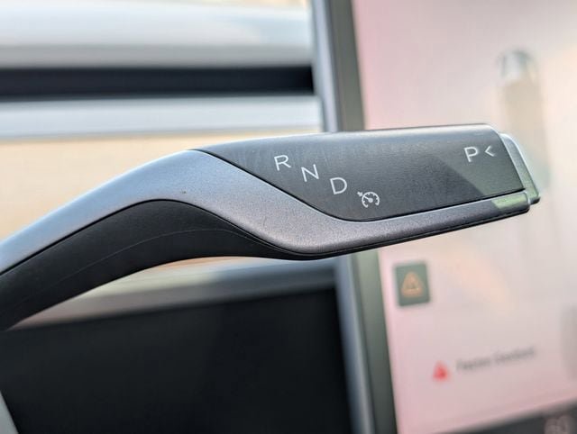 Used 2019 Tesla Model 3 RWD image 14