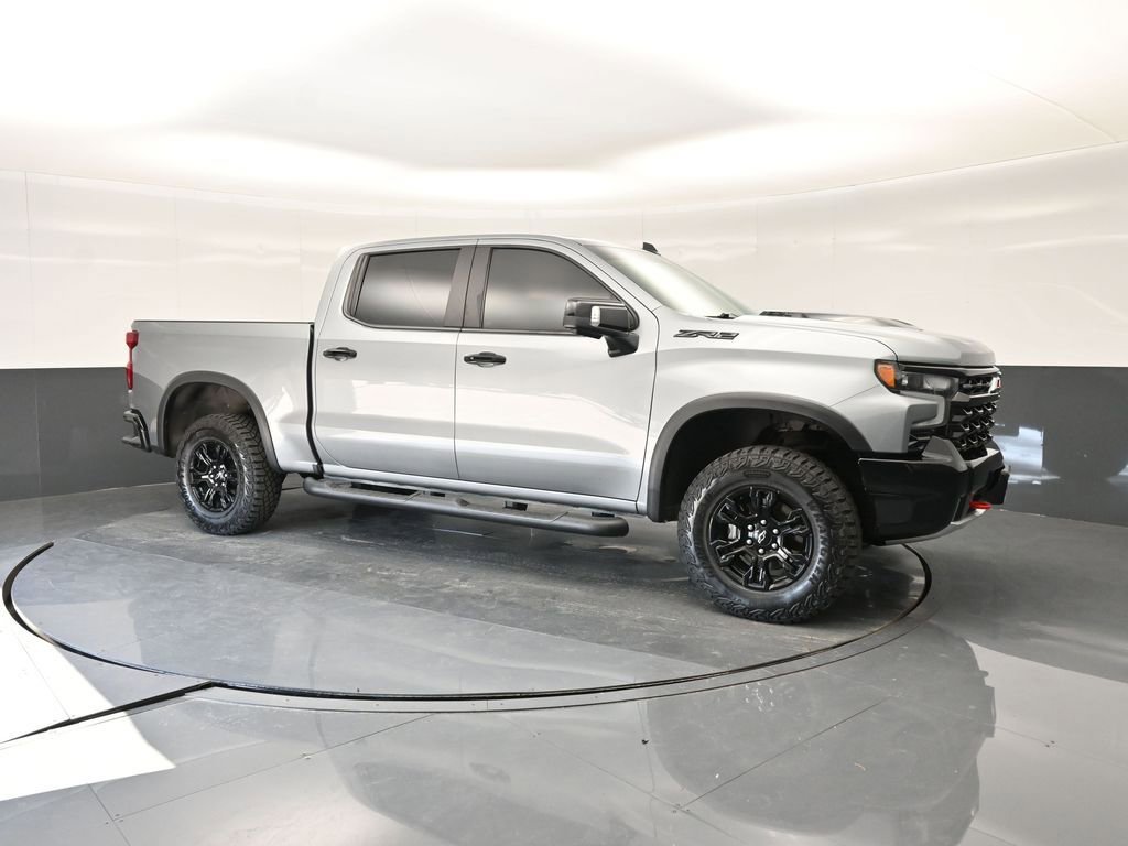 Used 2023 Chevrolet Silverado 1500 ZR2 w/ Technology Package AWD/4WD image 11
