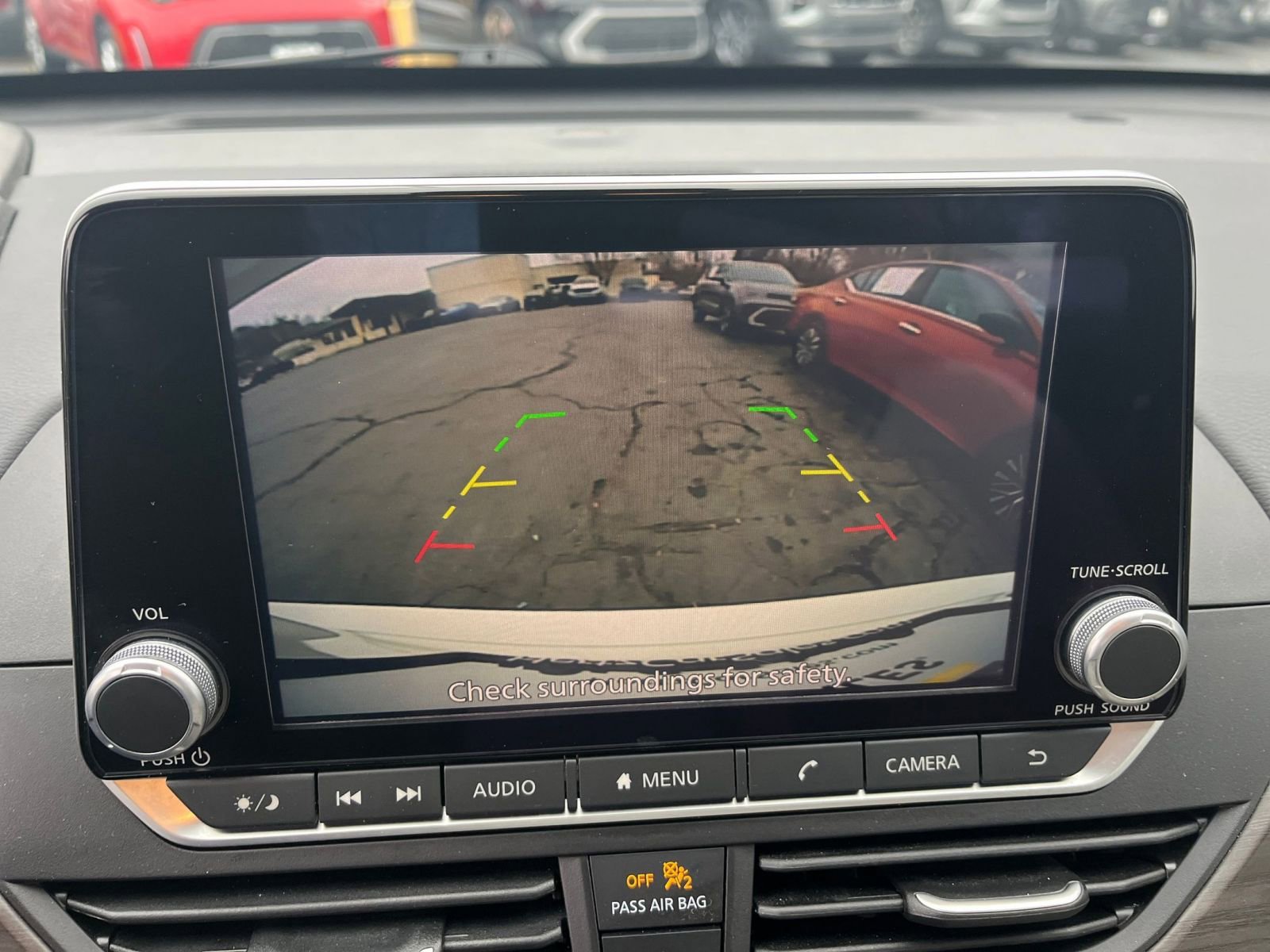 Used 2025 Nissan Altima 2.5 SV image 17