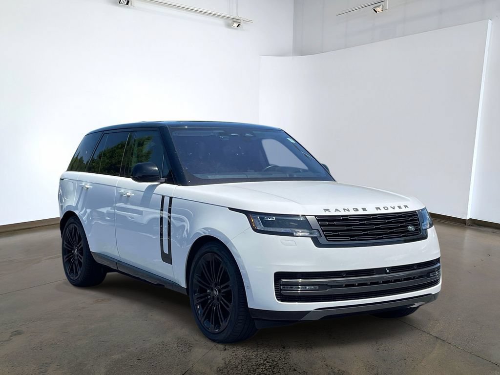 Certified 2022 Land Rover Range Rover SE AWD/4WD image 3
