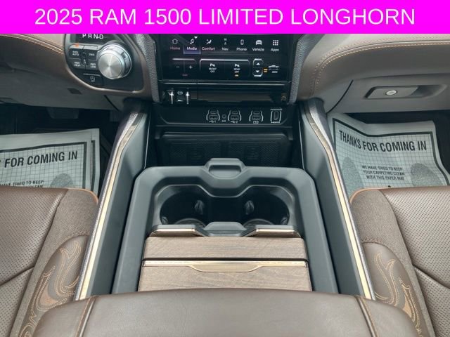 Used 2025 RAM 1500 Limited AWD/4WD image 27