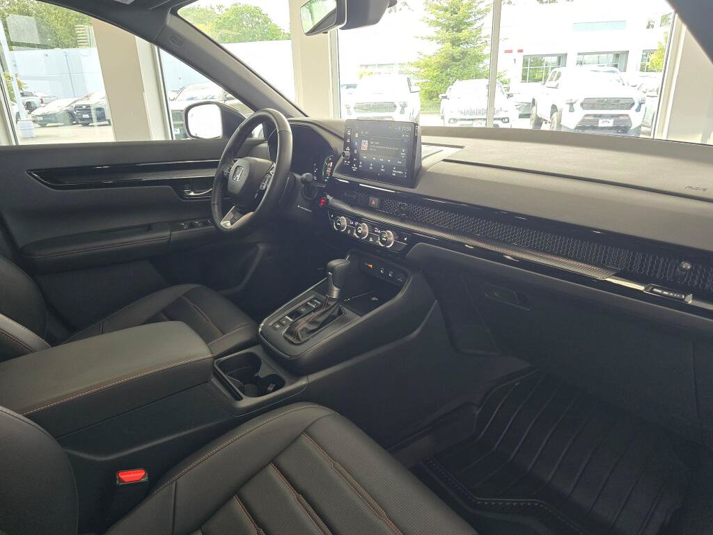 Used 2026 Honda CR-V Sport Touring image 45
