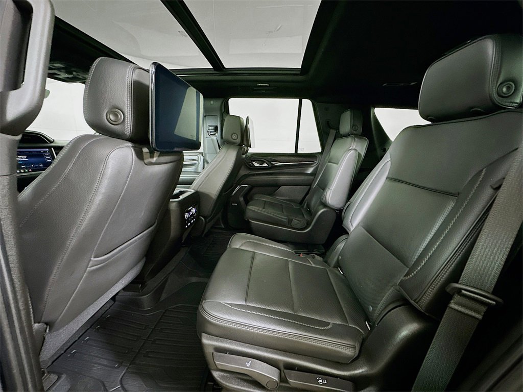 Used 2021 GMC Yukon Denali w/ Denali Premium Package image 15