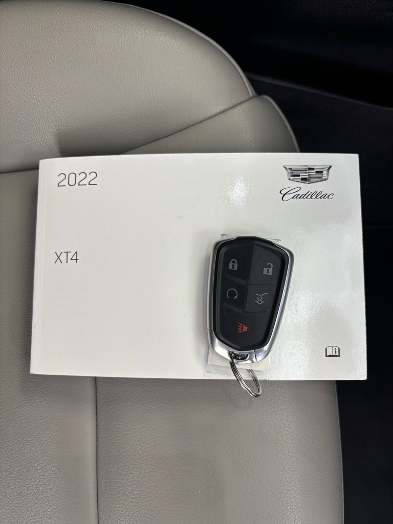 Certified 2022 Cadillac XT4 Luxury image 29