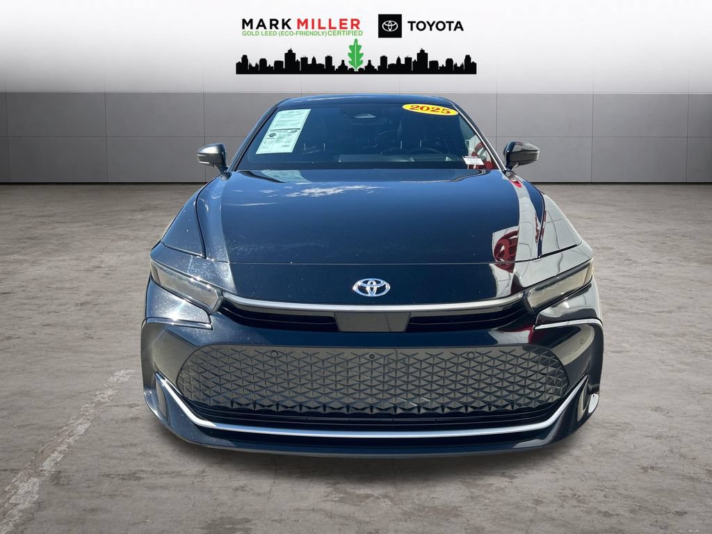 Certified 2025 Toyota Crown Platinum AWD/4WD image 9