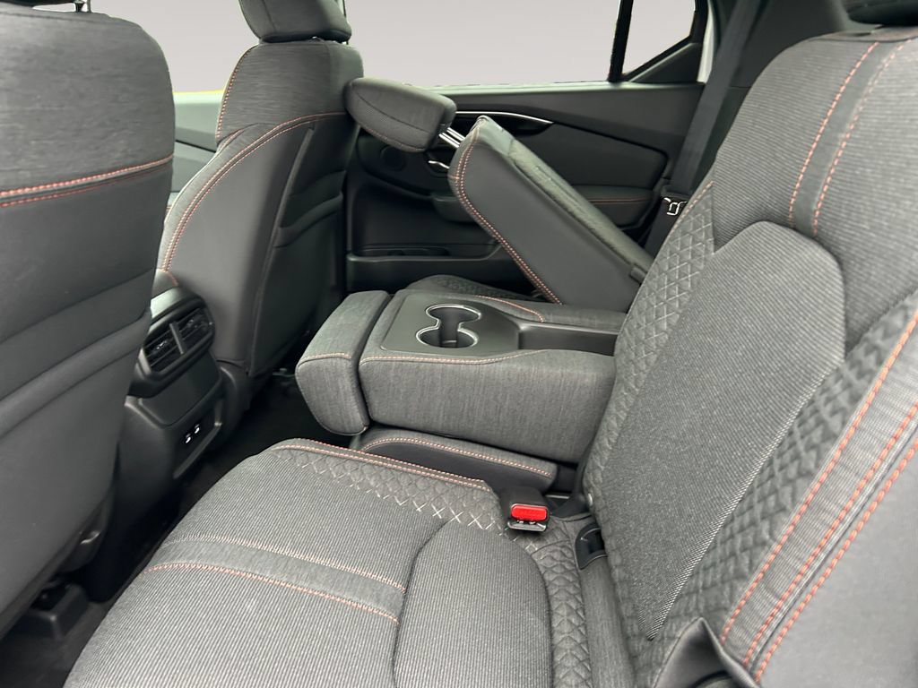 New 2026 Honda Pilot Sport image 15