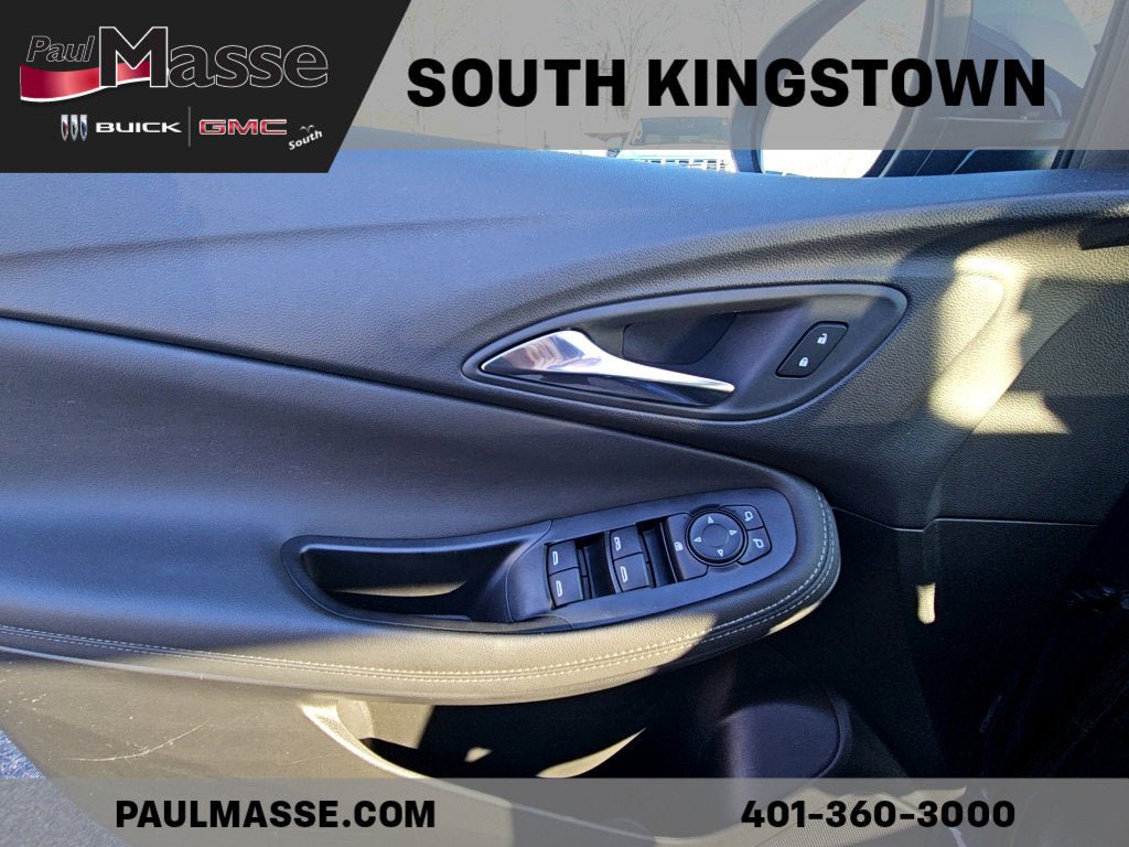 Used 2023 Buick Encore GX Preferred w/ Cold Weather Comfort Package FWD image 12