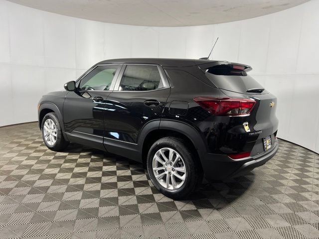 New 2026 Chevrolet TrailBlazer LS w/ LS Convenience Package FWD image 4