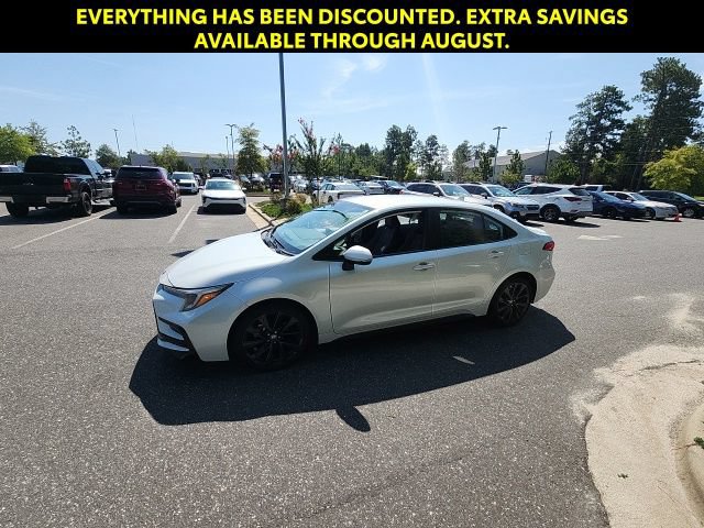 Used 2023 Toyota Corolla SE FWD image 5