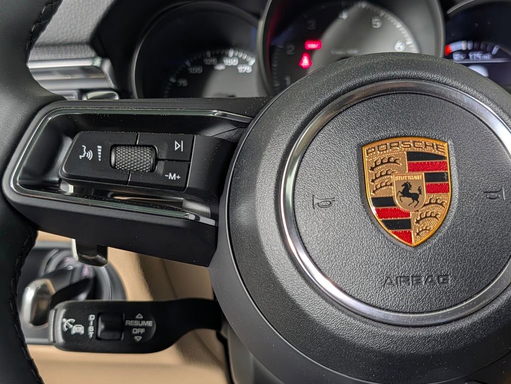 New 2026 Porsche Macan image 36