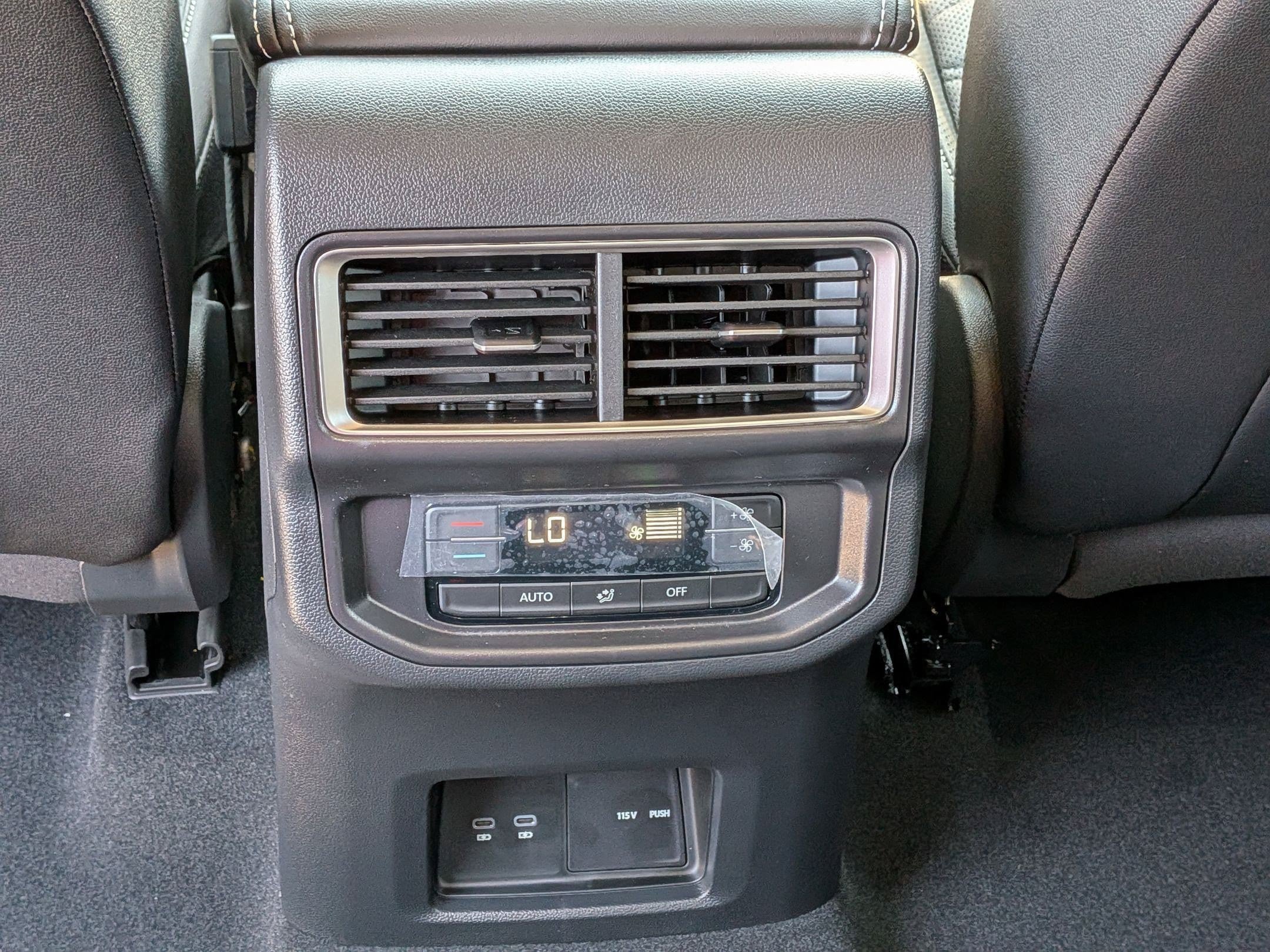 New 2026 Volkswagen Atlas SE AWD/4WD image 30
