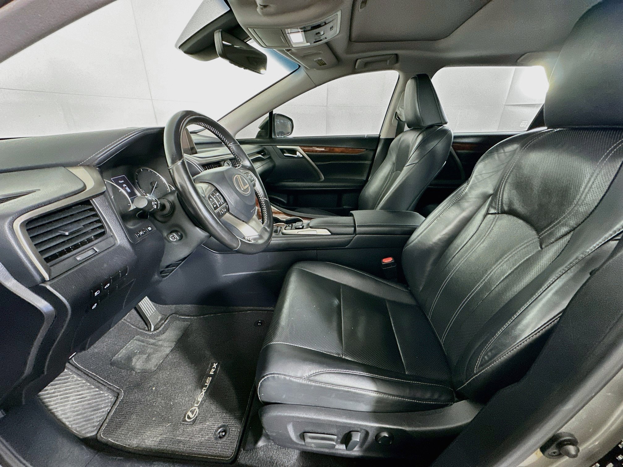 Used 2018 Lexus RX 350L AWD image 13