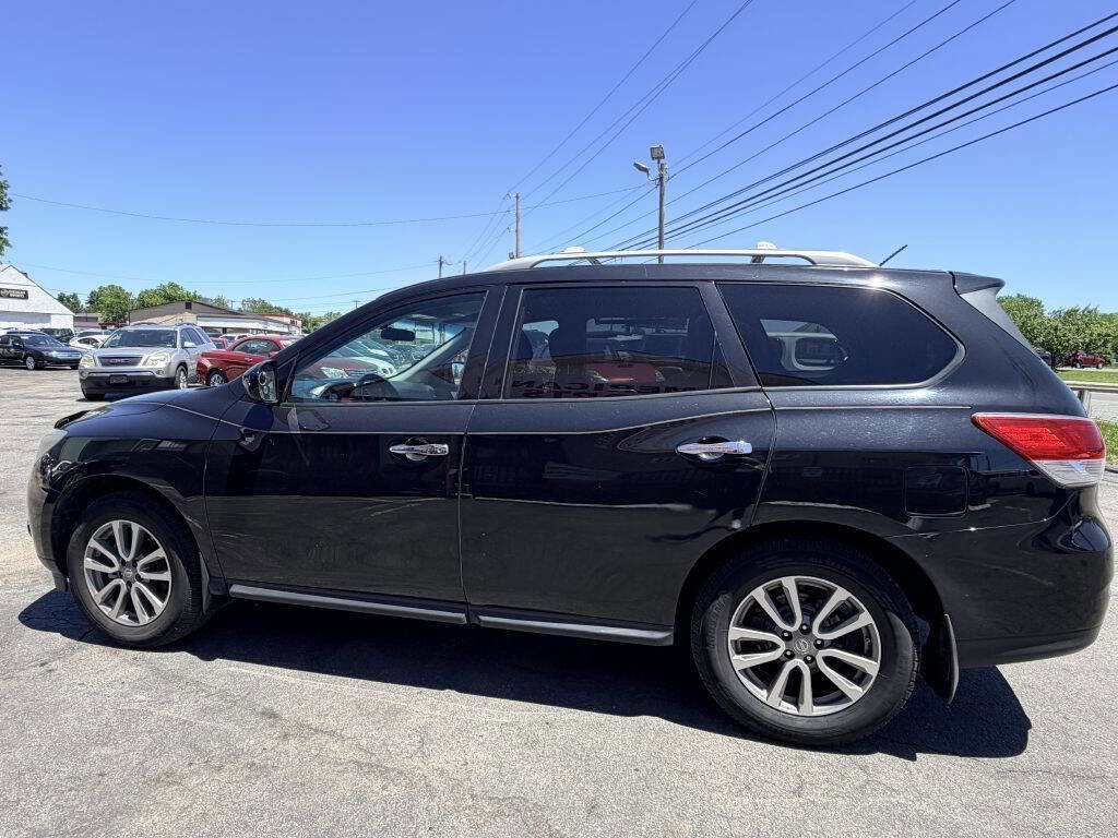 Used 2015 Nissan Pathfinder S AWD/4WD image 3