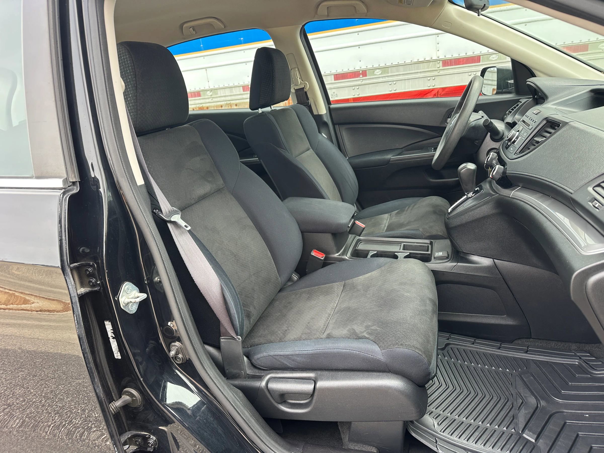 Used 2015 Honda CR-V LX image 10