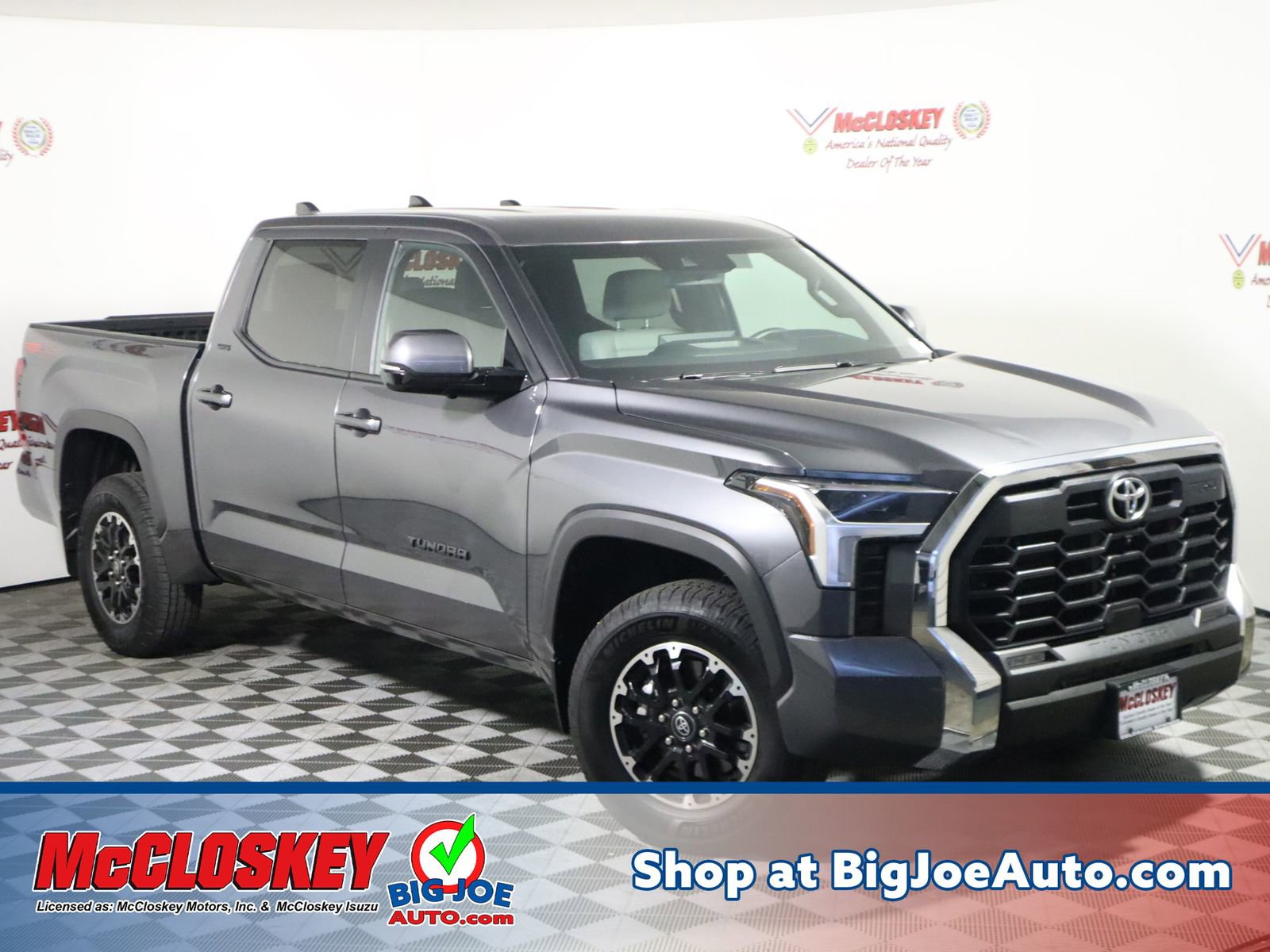 Used 2025 Toyota Tundra SR5 image 1
