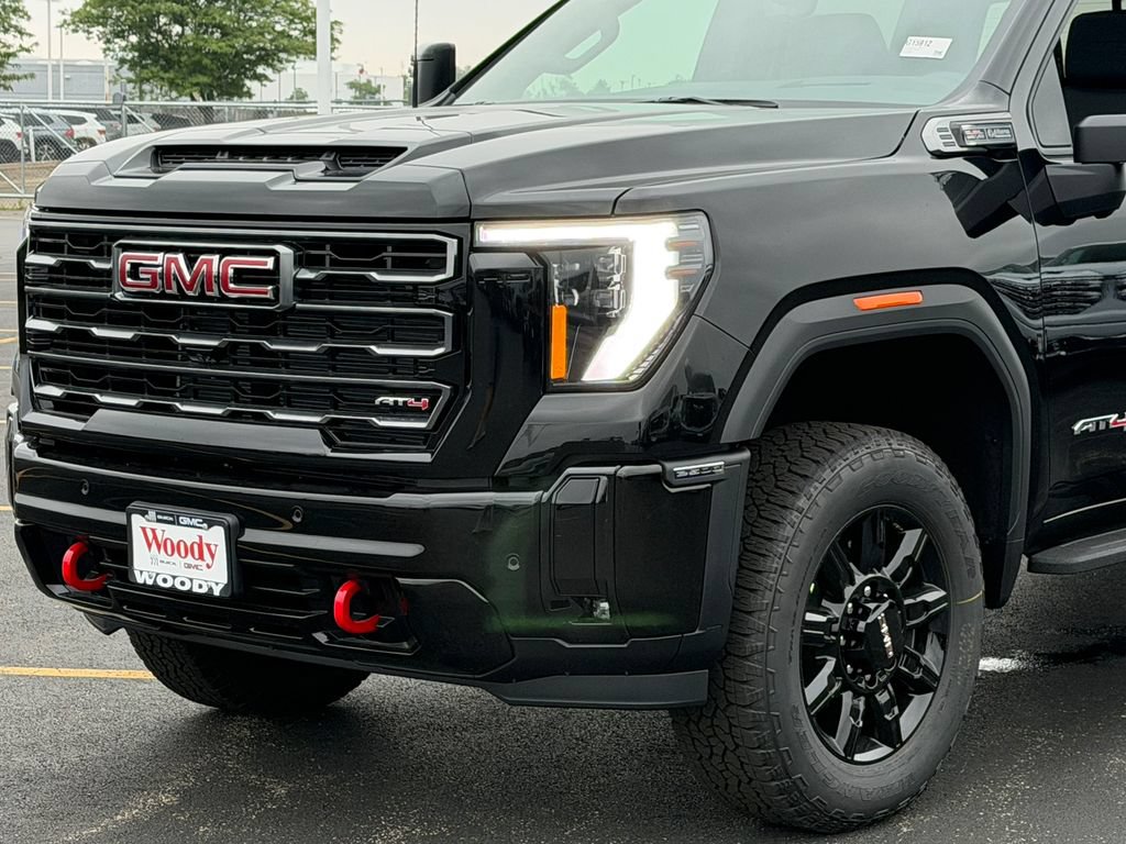 New 2026 GMC Sierra 2500 AT4 w/ AT4 Premium Plus Package AWD/4WD image 4