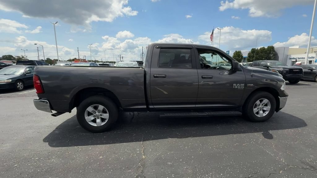 Used 2019 RAM 1500 Classic SLT RWD image 9