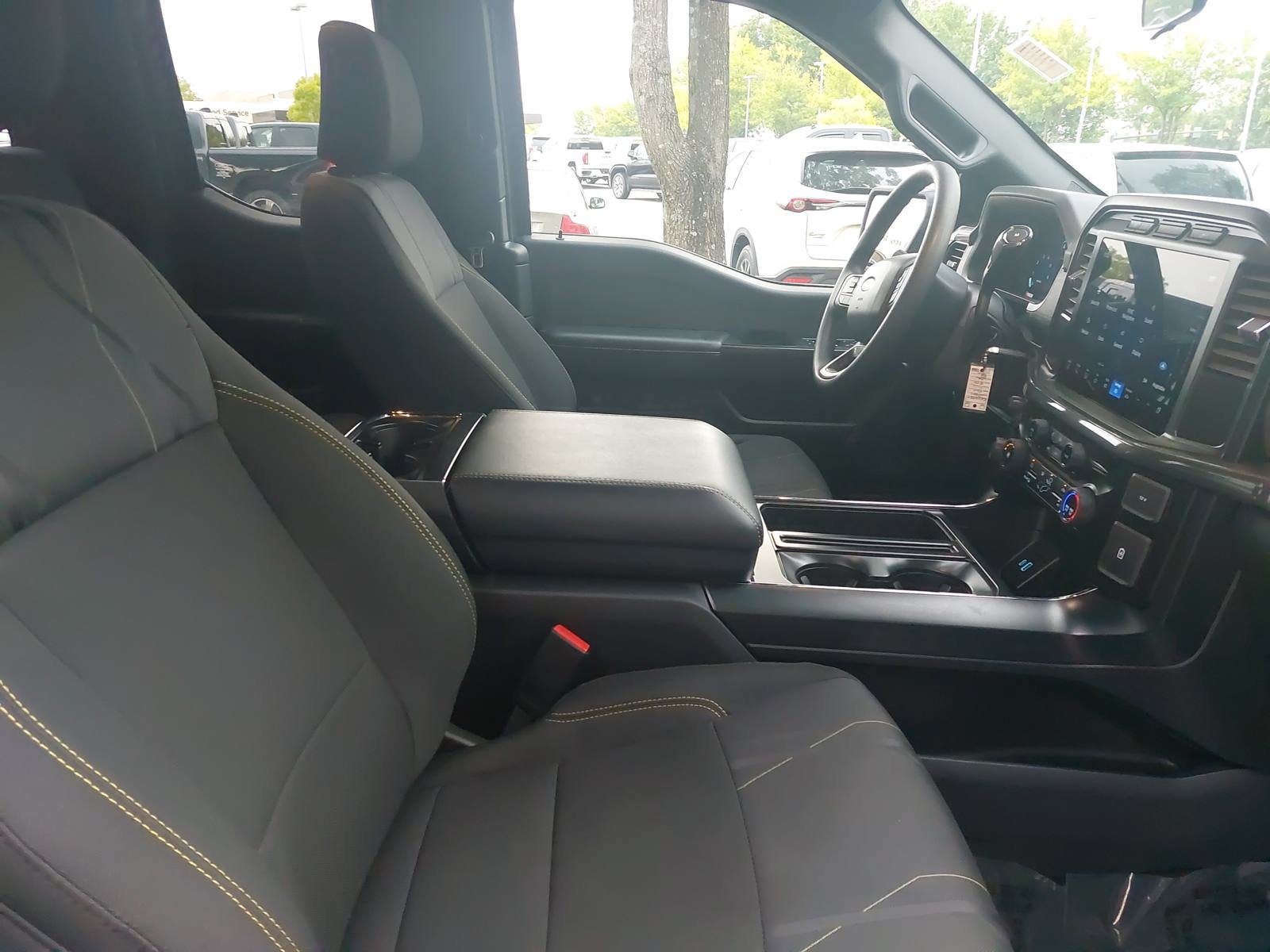Used 2024 Ford F150 STX RWD image 10
