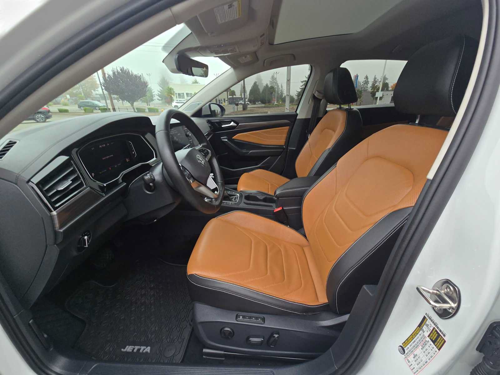 Used 2024 Volkswagen Jetta SEL FWD image 21