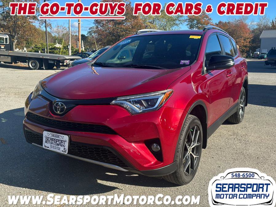 Used 2018 Toyota RAV4 SE image 1