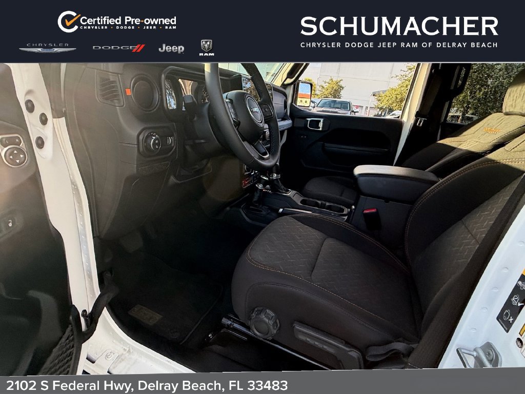 Certified 2026 Jeep Gladiator Mojave AWD/4WD image 13