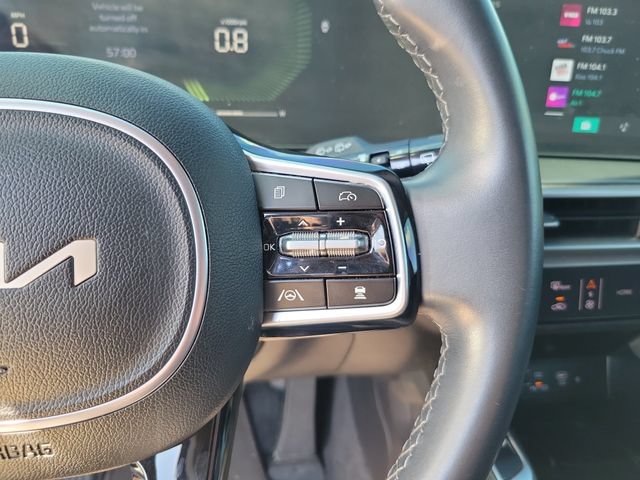 Certified 2024 Kia Sorento S w/ Panoramic Sunroof Package FWD image 19